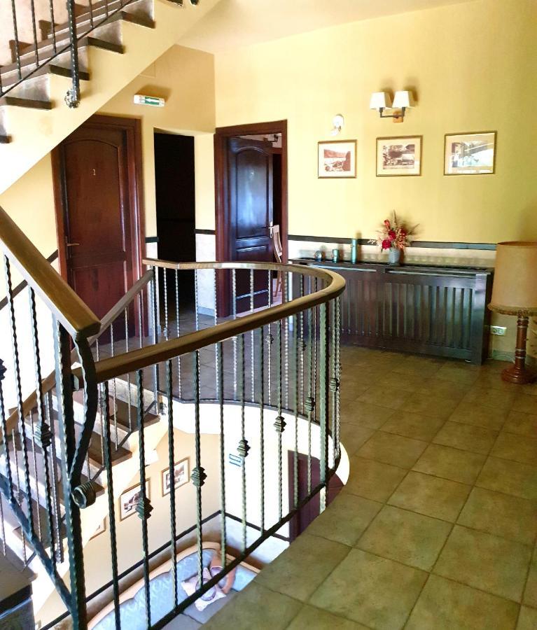 Pensiunea Casa Mircea & Restaurant เอเชลนิทซา ภายนอก รูปภาพ